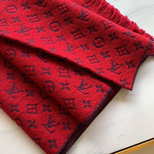 Louis Vuitton Scarf LVC00472